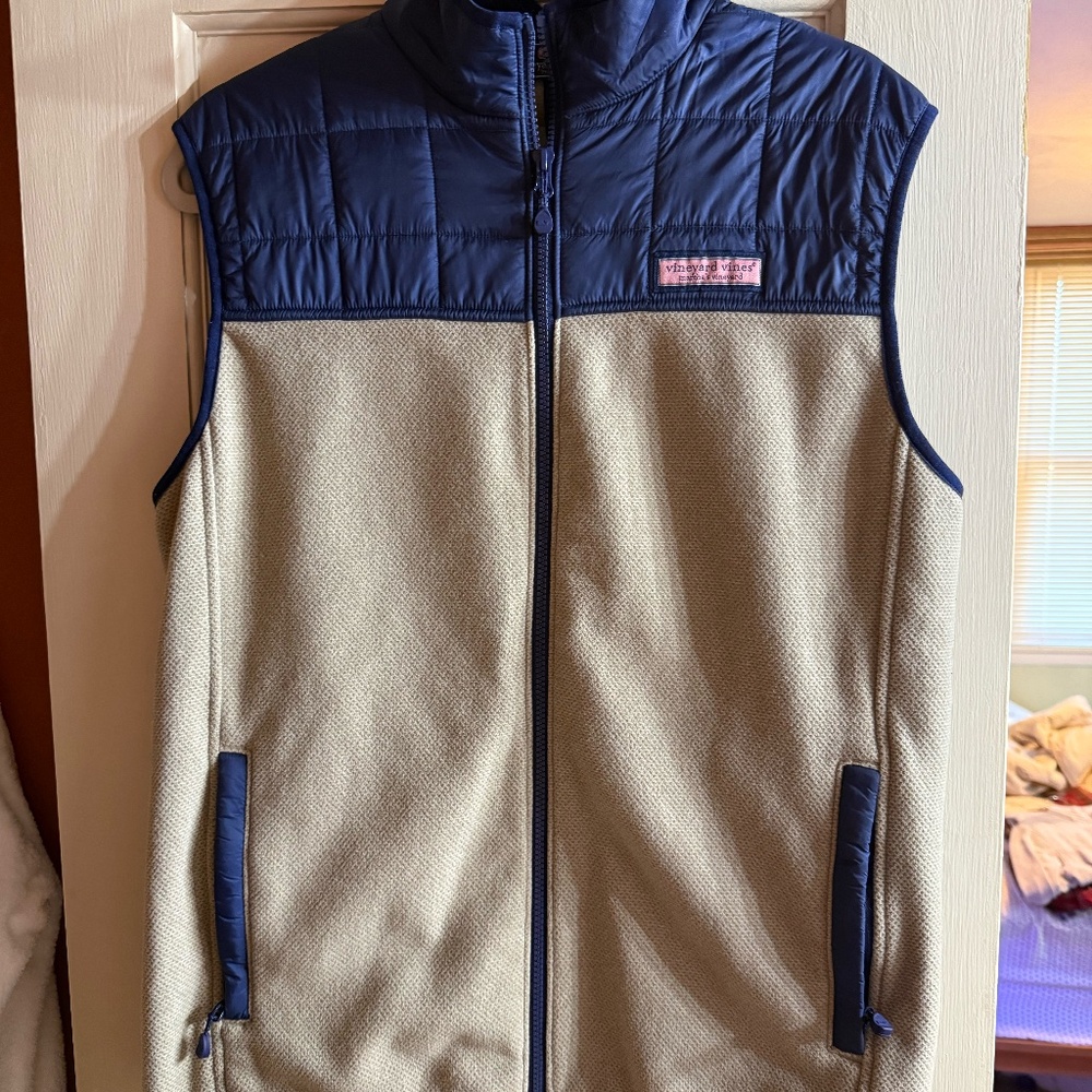 VINEYARD VINES vest